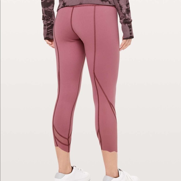 ๐ Lululemon Wunder Under Crop II Scallop 24โ - Picture 7 of 7